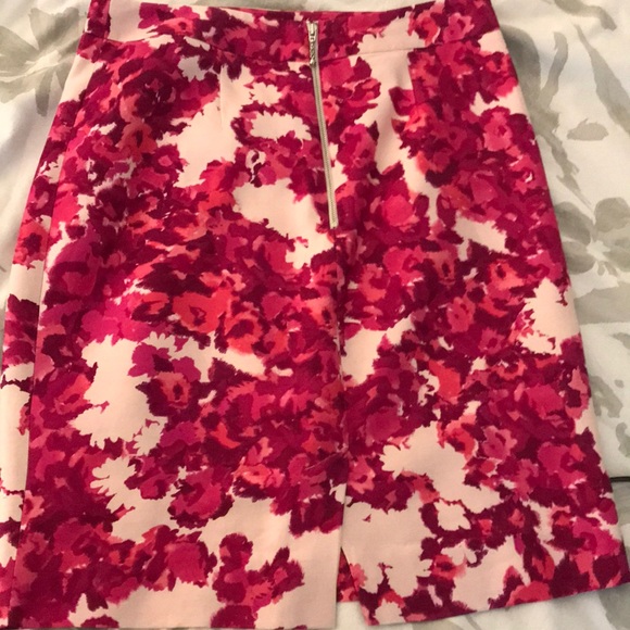 Kate Spade Pink Floral Skirt - size 6 - Picture 2 of 6
